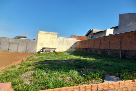 Terreno à Venda no Timburis – Excelente Localização!