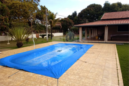Chácara Balneário do 29 com piscina.