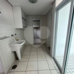 Indaiatuba- Vila Aurora -Condomínio Palm Tree Residence -Venda e Locação - R$ 7.000,00 - condominio - R$ 877,44- IPTU - R$ 211,64 - Pavimento Térreo: Sala de estar, sala de jantar, wc, cozinha, área de serviço, despensa. Pavimento Superior: Suíte com varanda e closet, 02 dormitórios e wc.social