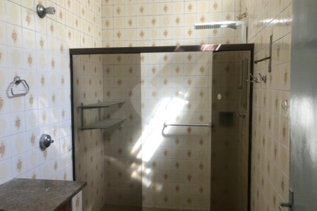 Casa térrea na Vila Nery .