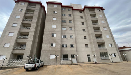 Apartamento à venda com 2 quartos, sendo 1 suíte,  em Vila Prado, São Carlos, SP