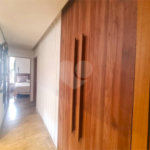 Casa térrea com 3 quartos à venda em Interlagos - SP