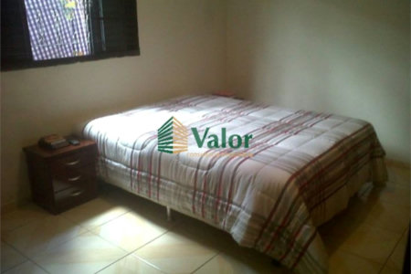 Casa térrea à venda no Jardim Tangará
