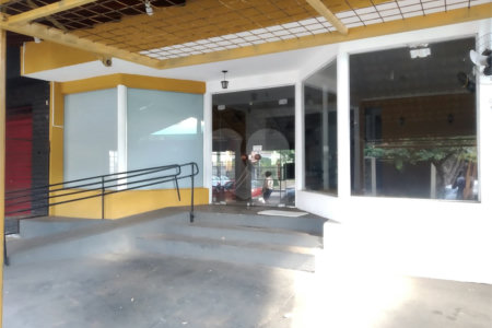 Casa Comercial e Residencial