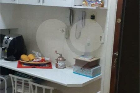 Apartamento 3 dorm, 1 suíte, 2 vagas no Belém