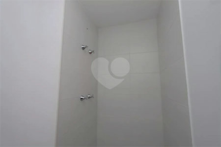 Studio à venda na V.Mariana - 30m2 - 350 metros metrô Paraíso