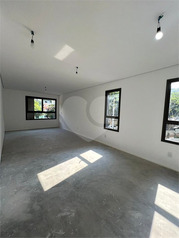 Apartamento 280M2, 4 suítes, 4 vagas em Perdizes
