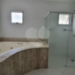 Lindo sobrado com 4 suites e piscina à venda, 365m², por R$ 2.450.000,00 no condomínio Villa Suiça, em Indaiatuba/SP.