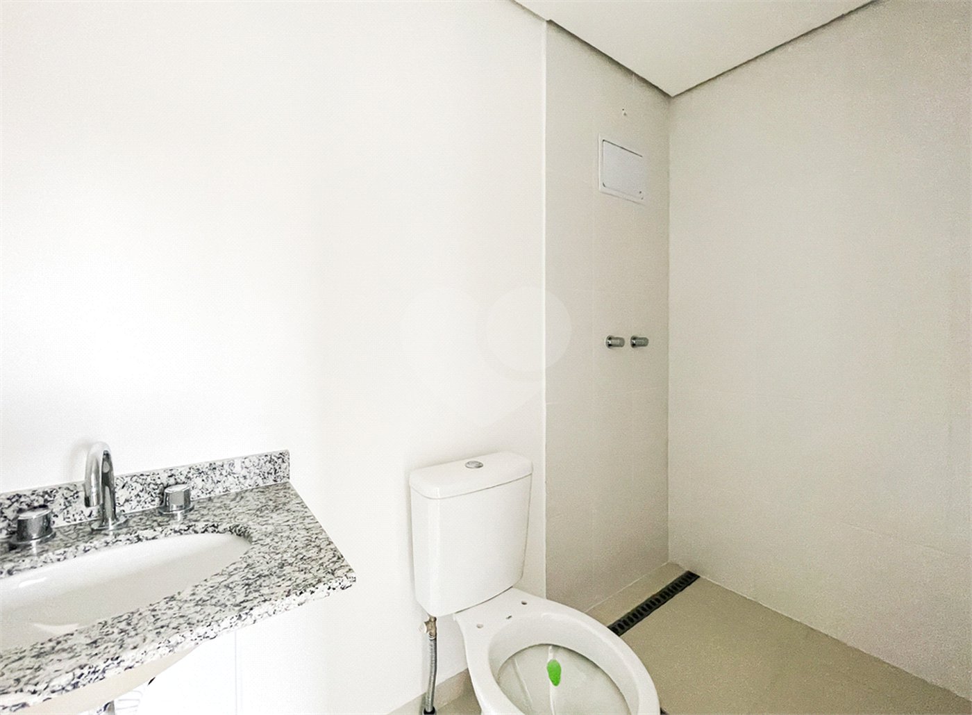 Apartamento - Ipiranga - 3 Suítes / Quartos - 2 Vagas - Depósito - Venda / Compra