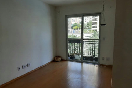 Apartamento à venda ou para alugar com 3 quartos, sendo 1 suíte, em Vila Suzana, São Paulo, SP