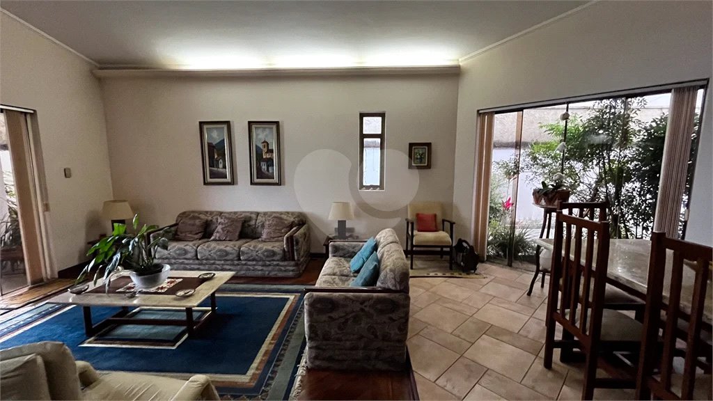 Casa à venda com 3 quartos, sendo 1 suíte, em Jardim Dos Estados, Poços de Caldas - MG