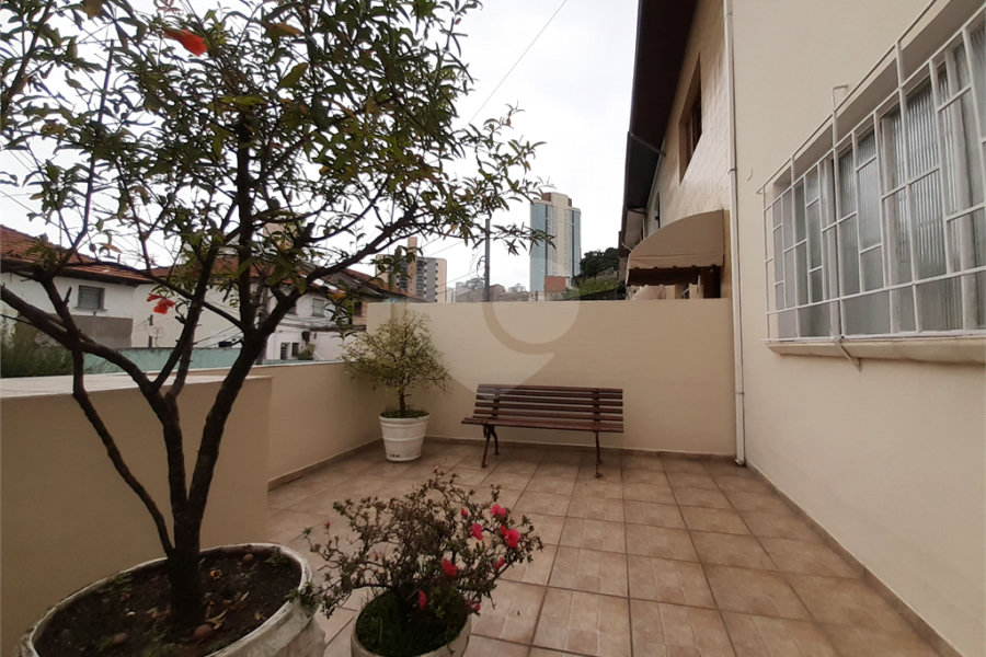Vende-se: Sobrado de Vila, 2 quartos, Edícula com 1 Suíte, 1 Vaga, Santana!