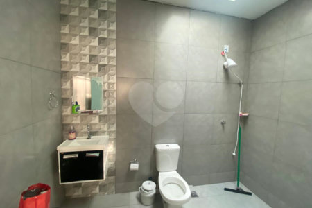 Excelente casa toda reformada e com otimo acabamento com churrasqueira e piscina
