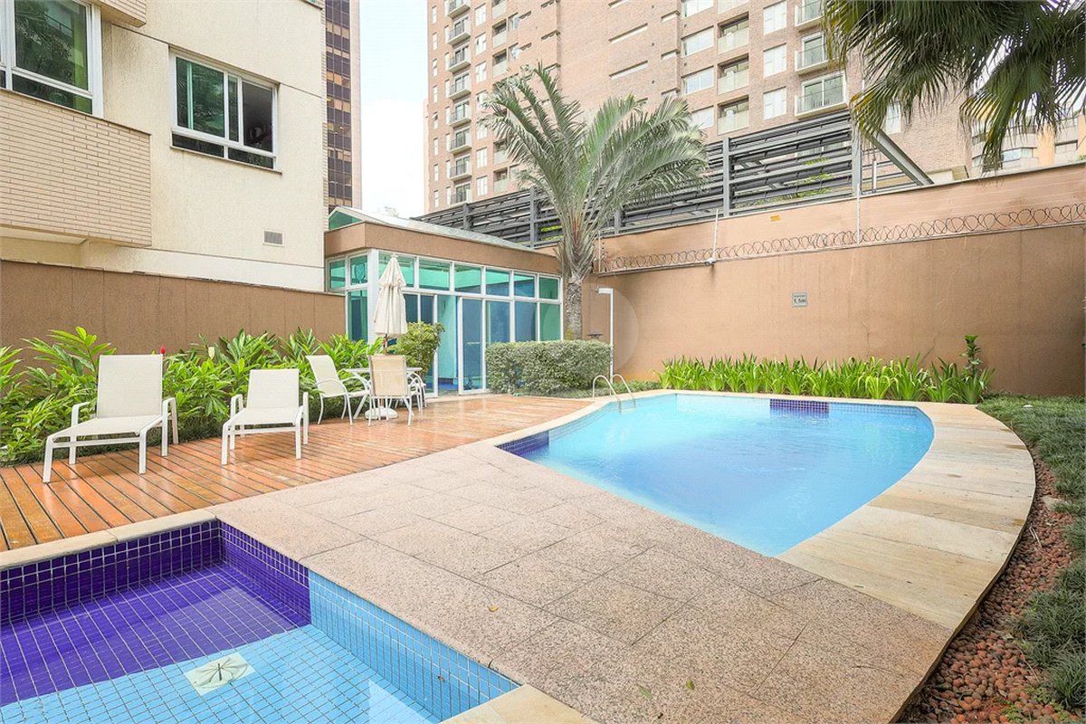 Apartamento à venda com 4 suítes, em Jardim Paulistano, São Paulo, SP