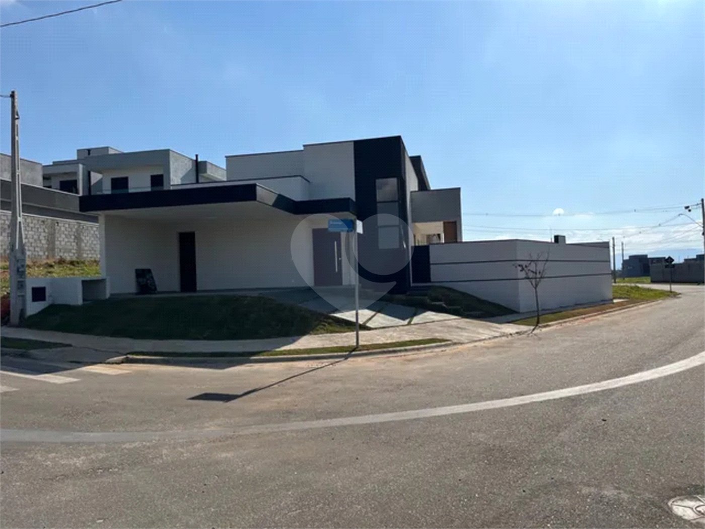CASA A VENDA EM CONDOMINIO 357M², 3 DORMITORIOS, 3 SUITE, 4 VAGAS, RESIDENCIAL MALIBU,CAÇAPAVA/SP.