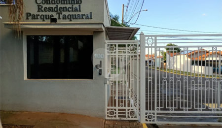 Casa à venda com 4 quartos, sendo 1 suíte,  no condomínio Parque Taquaral, Piracicaba - SP
