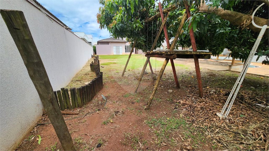 Lote á venda no residencial Eldorado.
