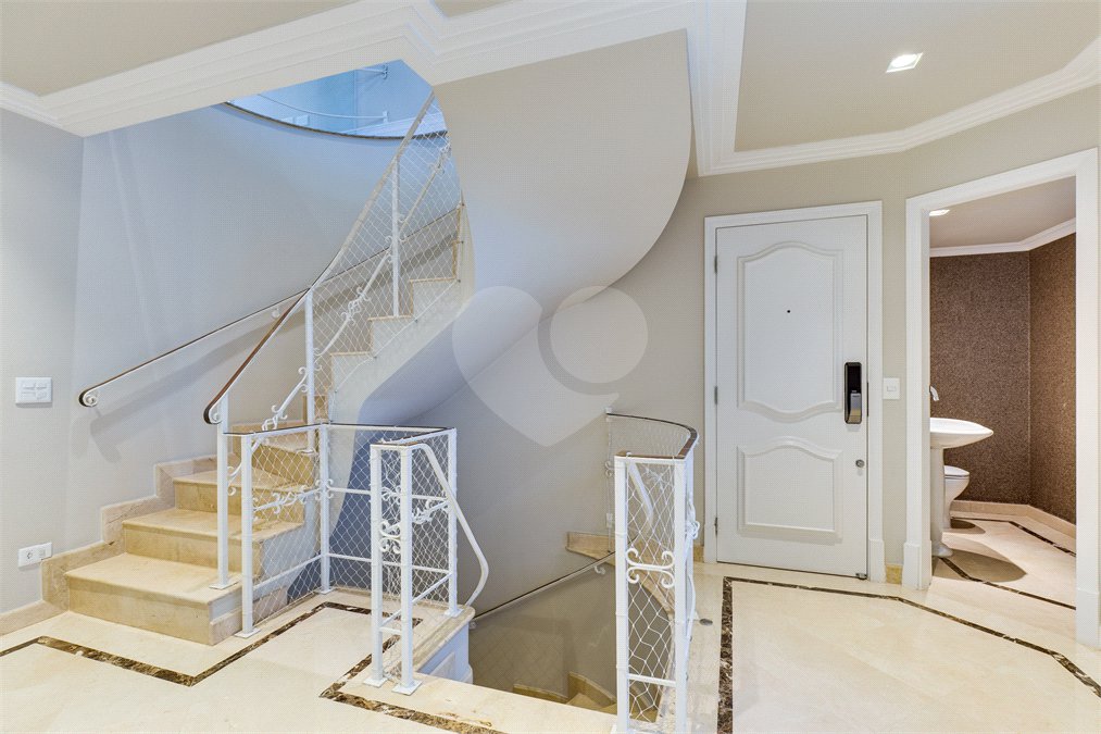 Cobertura à venda ou para alugar com 4 suítes em Campo Belo, São Paulo, SP