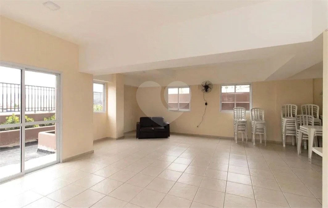 Apartamento à venda, Vila Medeiros, 56m², 02 dormitórios, sendo 01 suíte e 01 vaga.