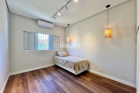 Casa Térrea à venda com 5 quartos, sendo 3 suítes, em Vila Esperia Ou Giglio, Atibaia, SP