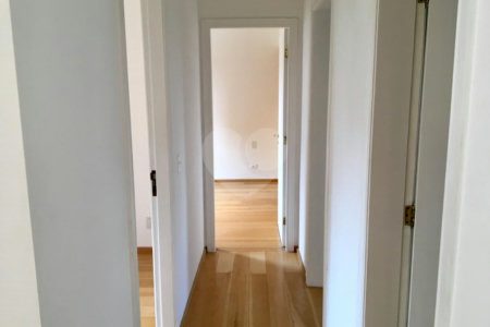 Apartamento com 3 Dormitórios sendo 1 Suíte 2 Vagas à Venda 99 m² por R$ 650.000