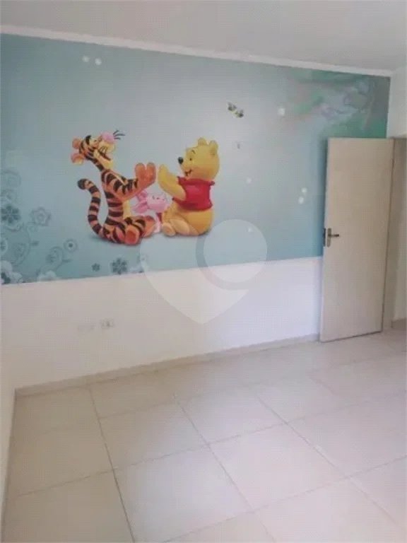 Sobrado à venda em Santo André , com 179m² , 2 dormitórios , sendo 1 suíte e 5 vagas.