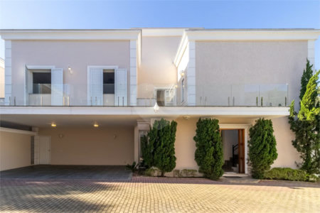 Casa à venda com 4 quartos, sendo 2 suítes, no condomínio Stephanie, São Paulo - SP