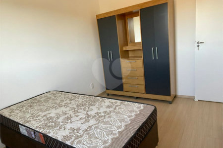 Apartamento com 02 Dormitórios á venda, em Araraquara-SP.
