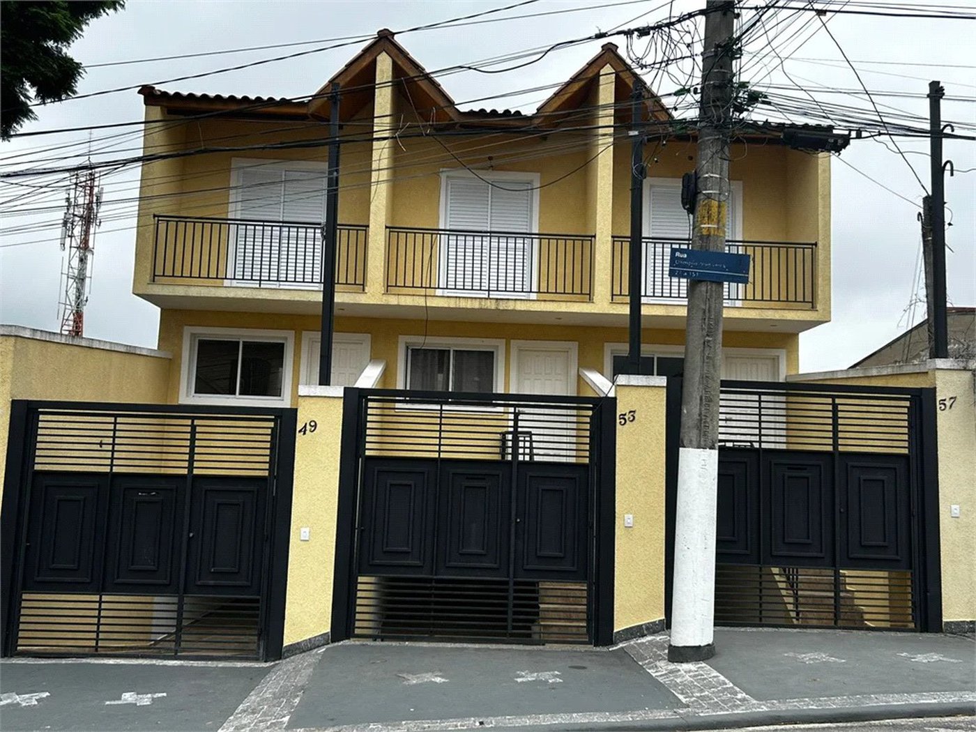 Sobrado à venda com 3 quartos, sendo 1 suíte,  em Butantã, São Paulo, SP