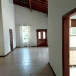 Casa charmosa e elegante localizada no deslumbrante Condomínio Villagio Capriccio Louveira SP