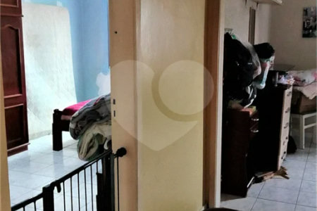 Apartamento com 83m² , 2 dormitórios , 2 vagas , à venda no bairro Cerâmica em São Caetano do Sul.