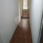 Casa térrea para venda ou locação no bairro Vila Costa do Sol.