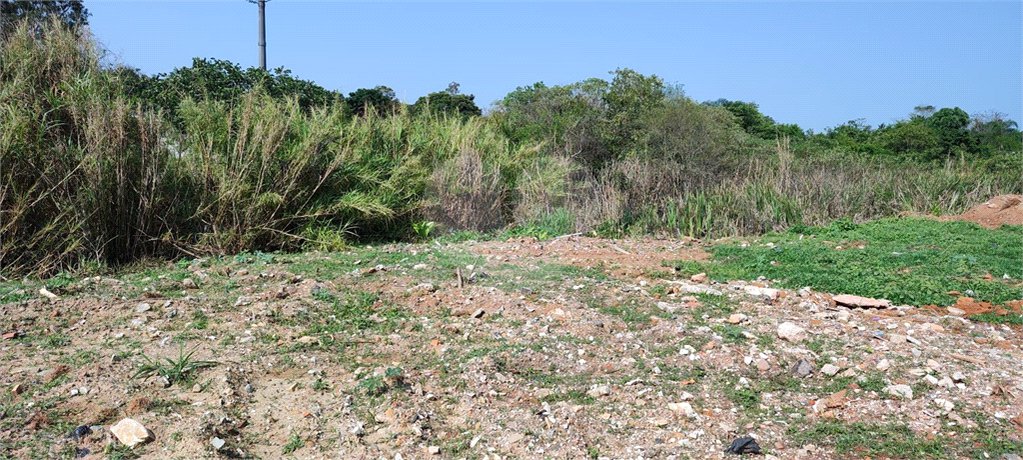Terreno em Atibaia com 4.800 metros, pronto para construir, topografia plana, aceita financiamento