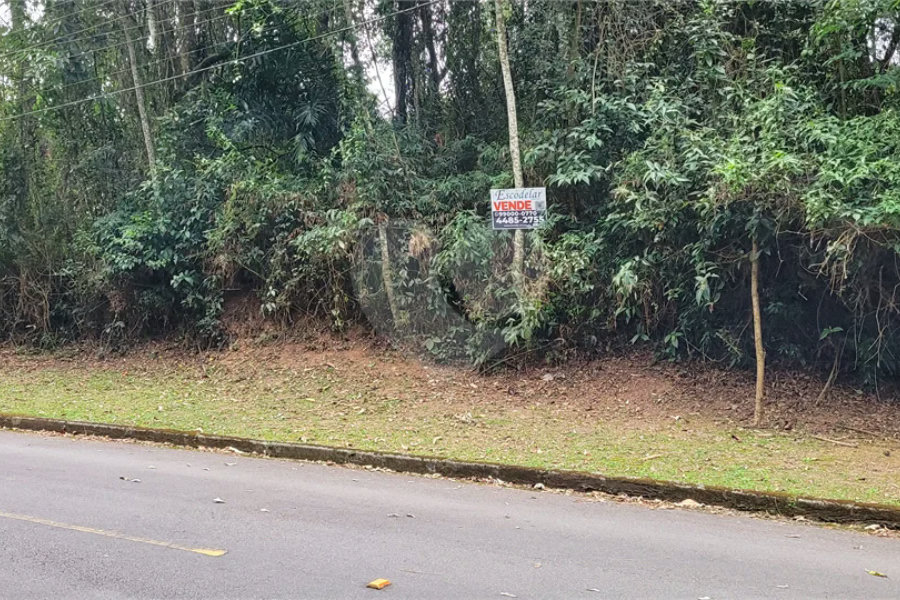 Terreno à venda no condomínio Alpes da Cantareira, Mairiporã - SP