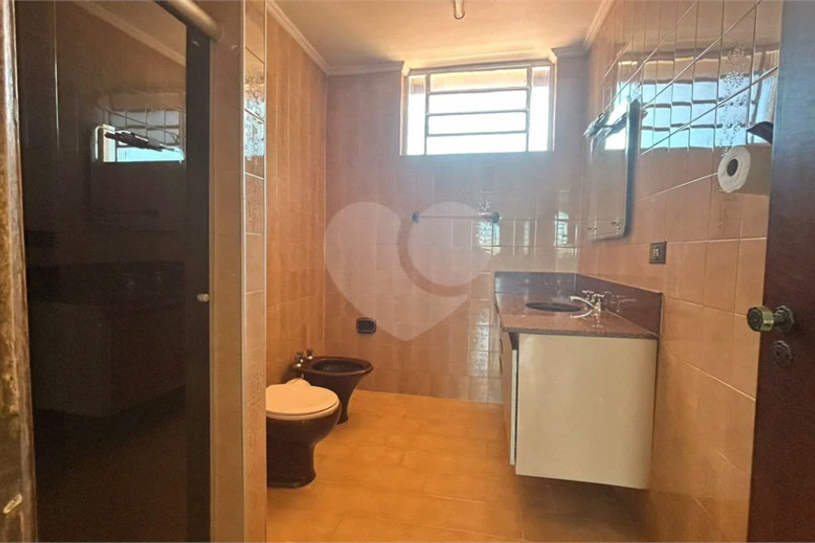 Venda Casa com 4 Dormitórios no Parque Santa Cecília