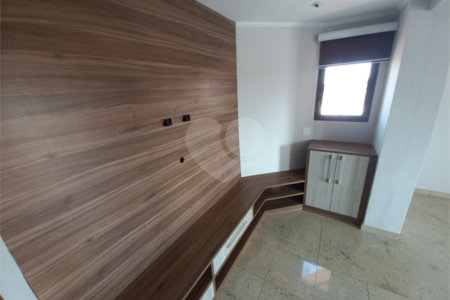 Duplex no Edifício Acapulco.