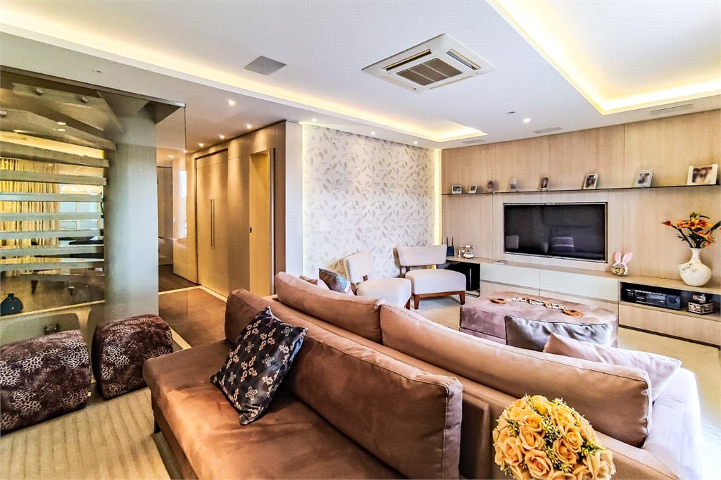 Casa à venda com 3 suítes no condomínio Residencial Paineiras, São Paulo - SP