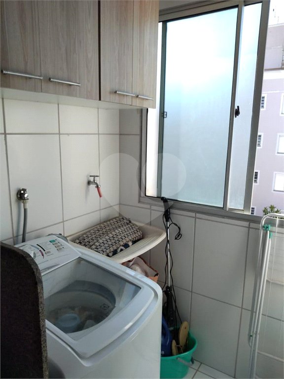Apartamento com 2 dormitórios