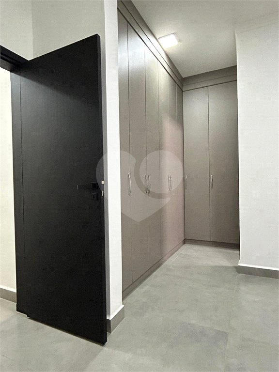 Casa térrea 3 quartos 1 suíte no residencial Terra dos Buritis