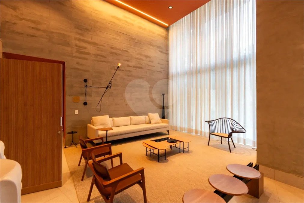 Apartamento para venda e locação em Pinheiros com 3 quartos, sendo 3 suítes, 178m²