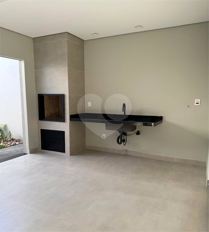 Casa 3 suítes no condomínio Faixa Azul