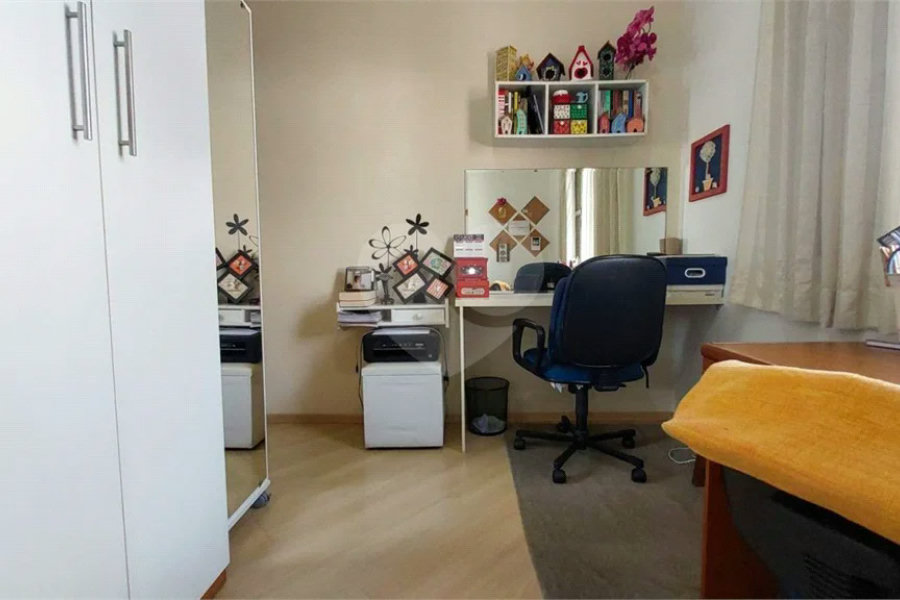 Casa à venda com 3 quartos, sendo 1 suíte,  em Vila Paulista, São Paulo, SP