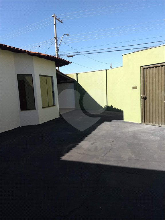 Casas térreas- Pq. Residencial Maria Stella Fagá.