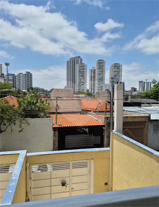 Casa com 134m², 3 dormitórios, 2 vagas, à venda na Vila Prudente.