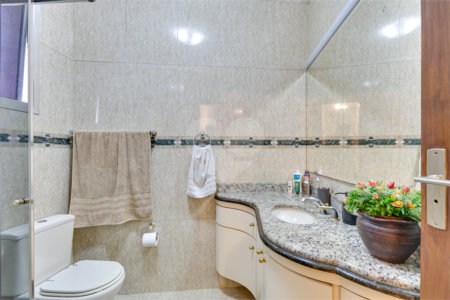 Casa à venda com 3 quartos em Campo Grande, São Paulo, SP