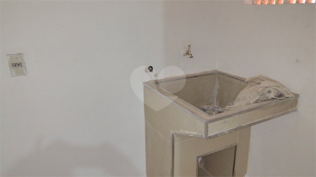 Apartamento no Condomínio Residencial Itaipu