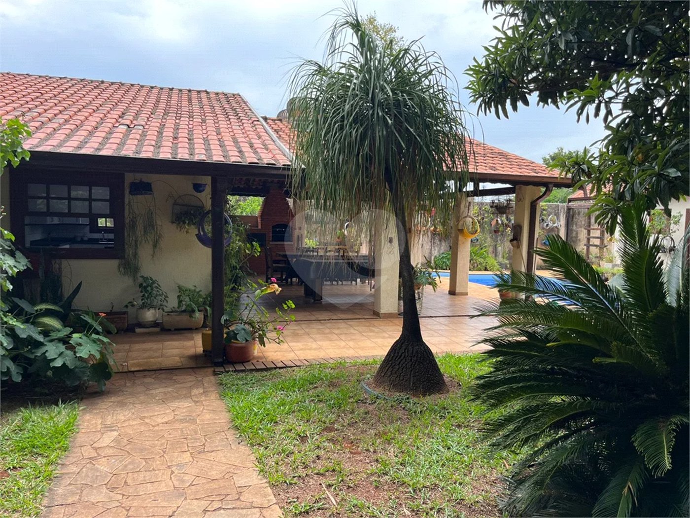 Chácara Espaçosa no Santa Rita com Área Gourmet, Sauna e Árvores Frutíferas
