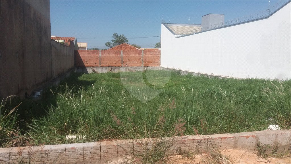 Terreno no Jardim Embaré.