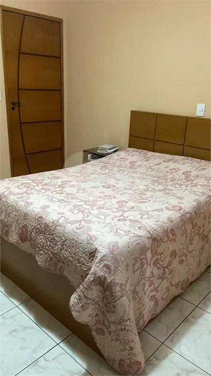 Sobrado à venda no Jardim Jaraguá