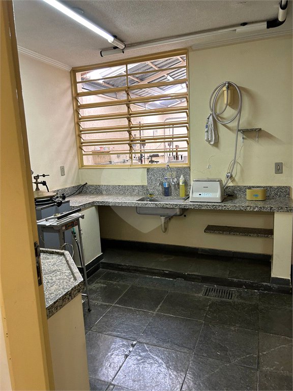 Sobrado residencial/comercial para venda ou locação no Jardim Paraíso